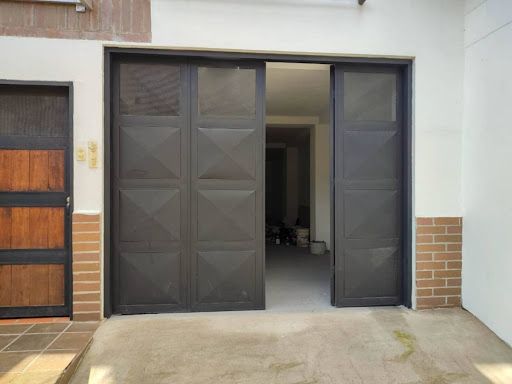 Local en arriendo Antioquia La Ceja Centro 180 m2 Habitaciones 0 Baños 1 Garajes 1 Precio $6000000