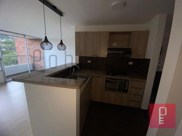 Apartamento en arriendo Antioquia Envigado El Esmeraldal 75 m2 Habitaciones 2 Baños 2 Garajes 2 Precio $3700000