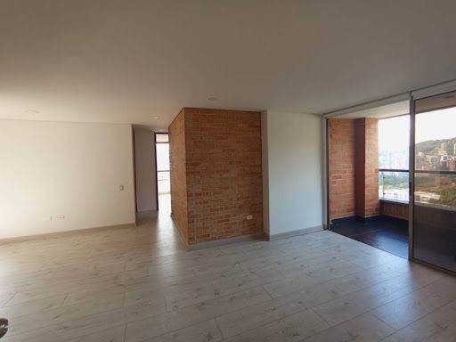 Apartamento en arriendo Antioquia Medellín Los Balsos No1 82 m2 Habitaciones 2 Baños 2 Garajes 2 Precio $4200000