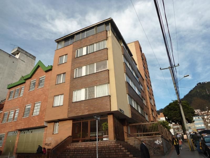 Consultorio en arriendo Cundinamarca Bogotá Marly 17 m2 Habitaciones 0 Baños 1 Garajes 0 Precio $1500000