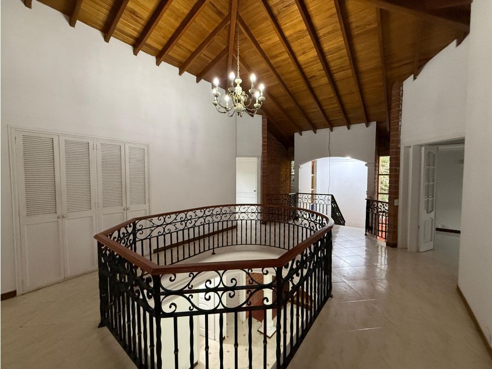 Casa Campestre en arriendo Antioquia Bello Nuevo 500 m2 Habitaciones 5 Baños 8 Garajes 4 Precio $14000000