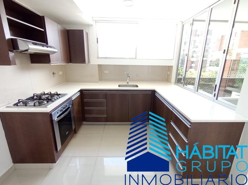 Apartamento en arriendo Antioquia Medellín Cristo Rey 128 m2 Habitaciones 3 Baños 3 Garajes 0 Precio $6500000