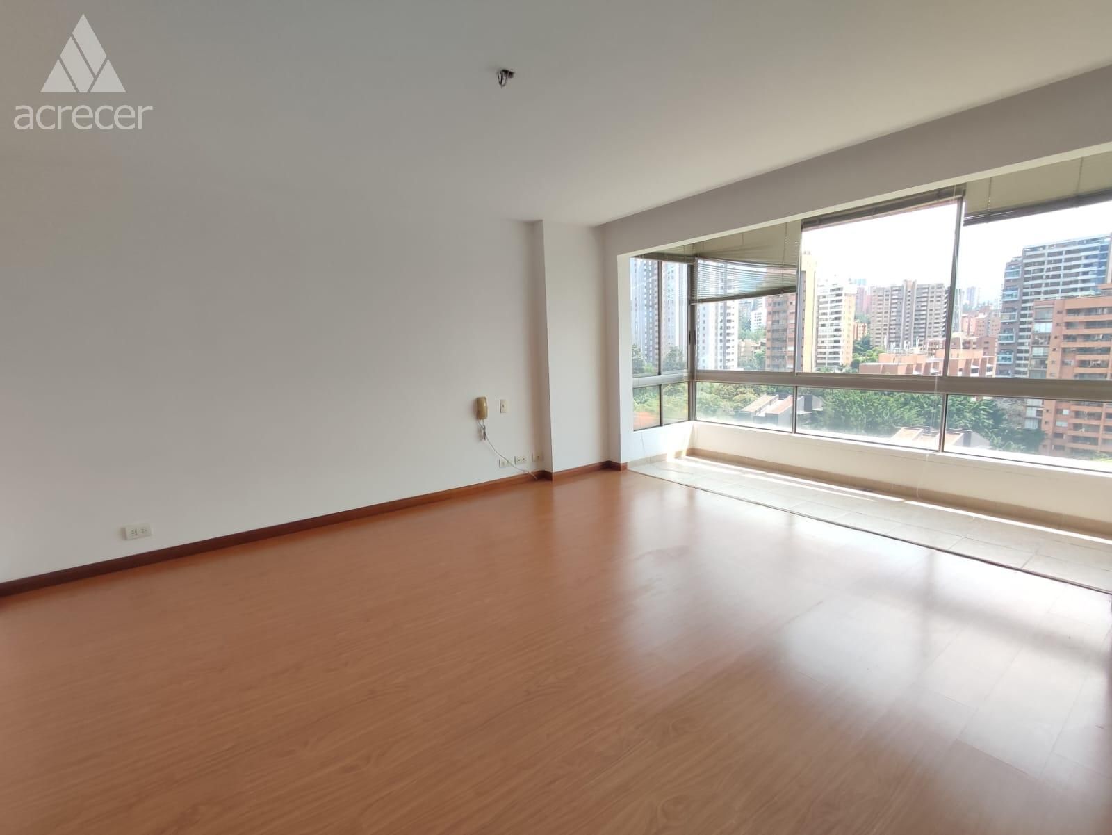 Apartamento en arriendo Antioquia Medellín Astorga 220 m2 Habitaciones 3 Baños 4 Garajes 0 Precio $8300000