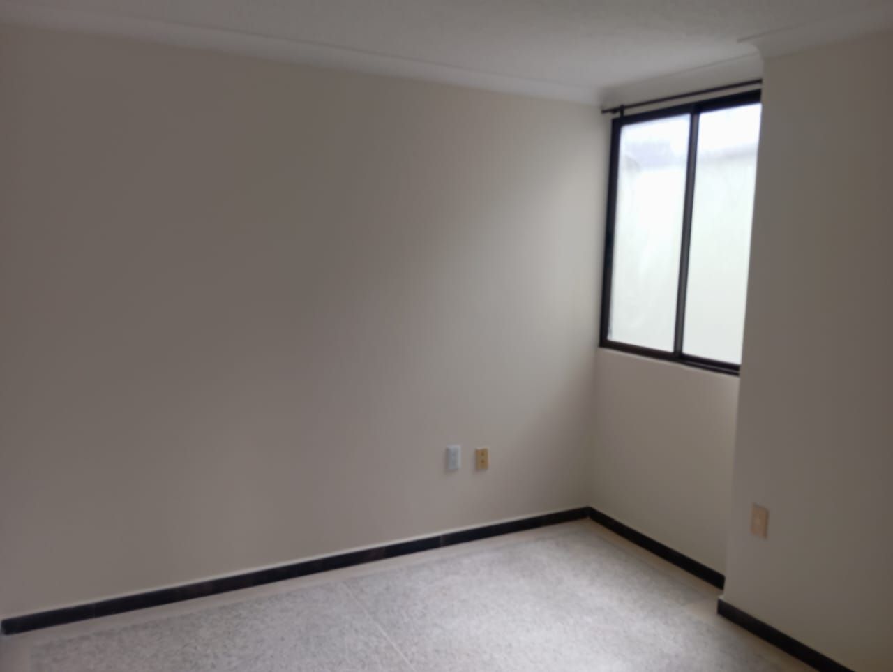 Apartamento en venta Santander Bucaramanga La Floresta 85 m2 Habitaciones 3 Baños 2 Garajes 1 Precio $270000000