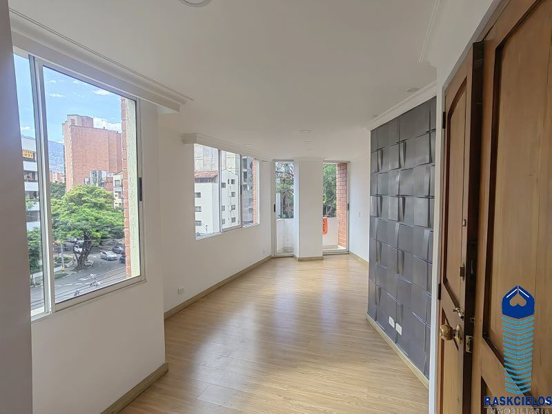 Apartamento en venta Antioquia Medellín Los Colores 127 m2 Habitaciones 3 Baños 3 Garajes 1 Precio $800000000