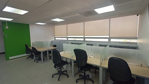 Oficina en arriendo Cundinamarca Bogotá San Patricio 276 m2 Habitaciones 0 Baños 2 Garajes 3 Precio $15039056