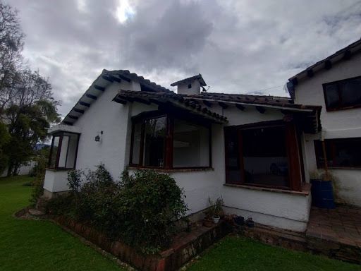 Casa en arriendo Cundinamarca Bogotá San José De Bavaria 270 m2 Habitaciones 4 Baños 4 Garajes 2 Precio $6500000