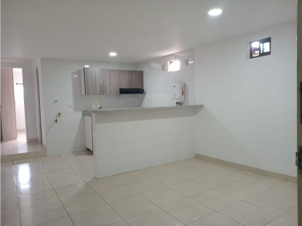 Apartaestudio en venta Caldas Manizales Los Alcazares 40 m2 Habitaciones 1 Baños 1 Garajes 0 Precio $140000000