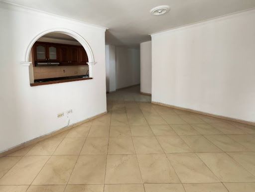 Apartamento en arriendo Antioquia Envigado San Marcos 78 m2 Habitaciones 3 Baños 2 Garajes 1 Precio $2400000