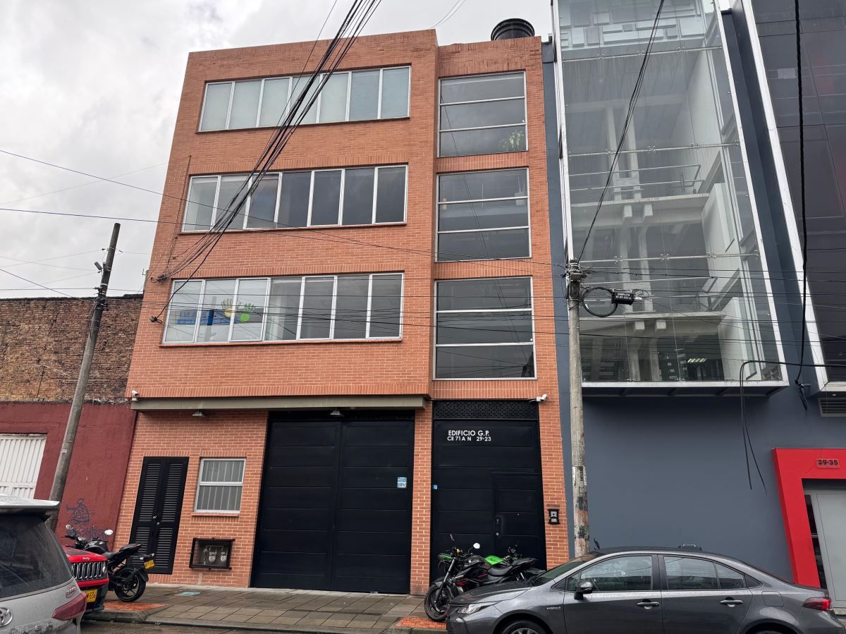 Oficina en arriendo Cundinamarca Bogotá La Merced Norte 122 m2 Habitaciones 0 Baños 1 Garajes 0 Precio $4050000