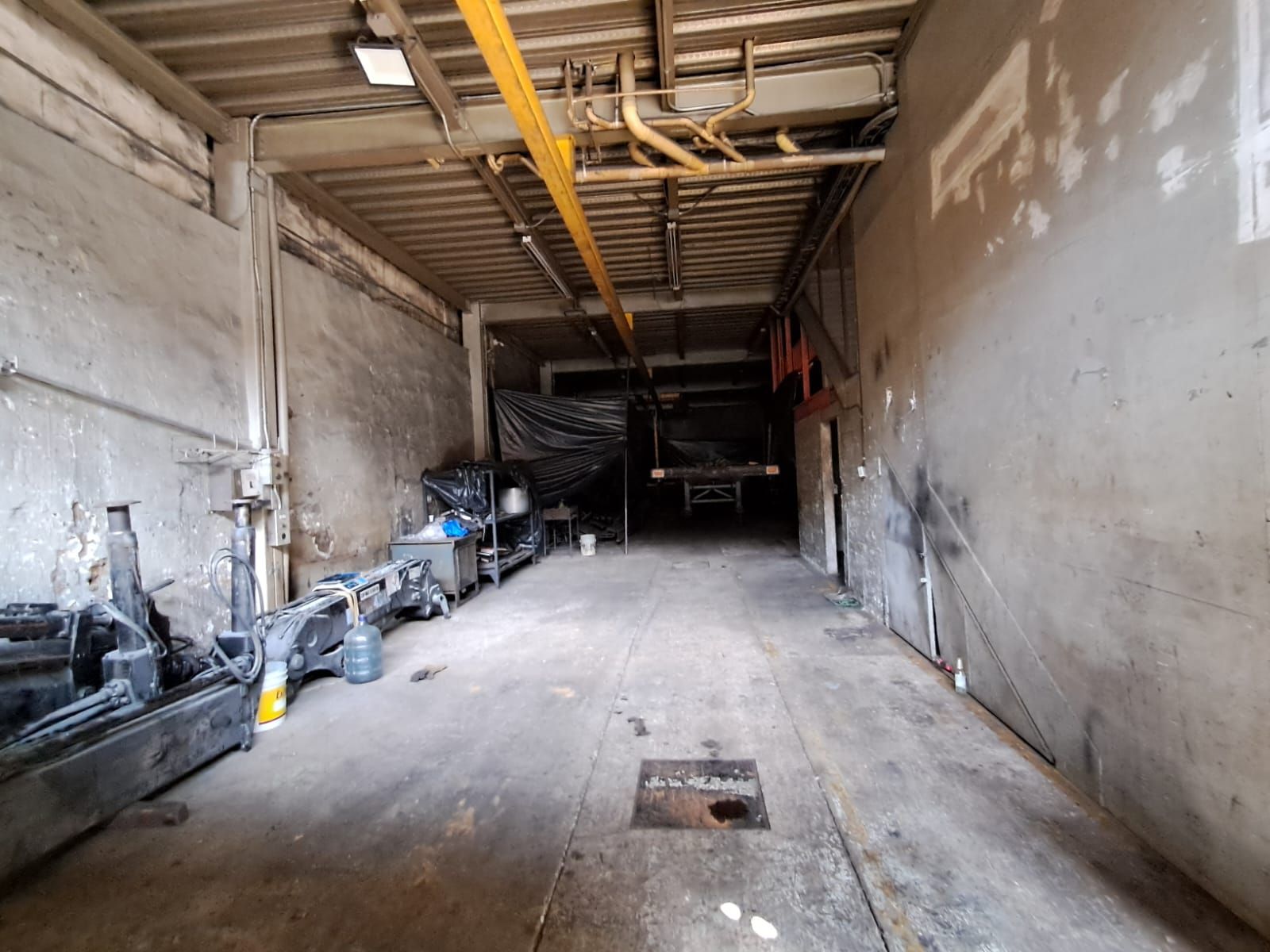 Bodega en arriendo Antioquia Medellín San Pedro 448 m2 Habitaciones 0 Baños 3 Garajes 0 Precio $11500000