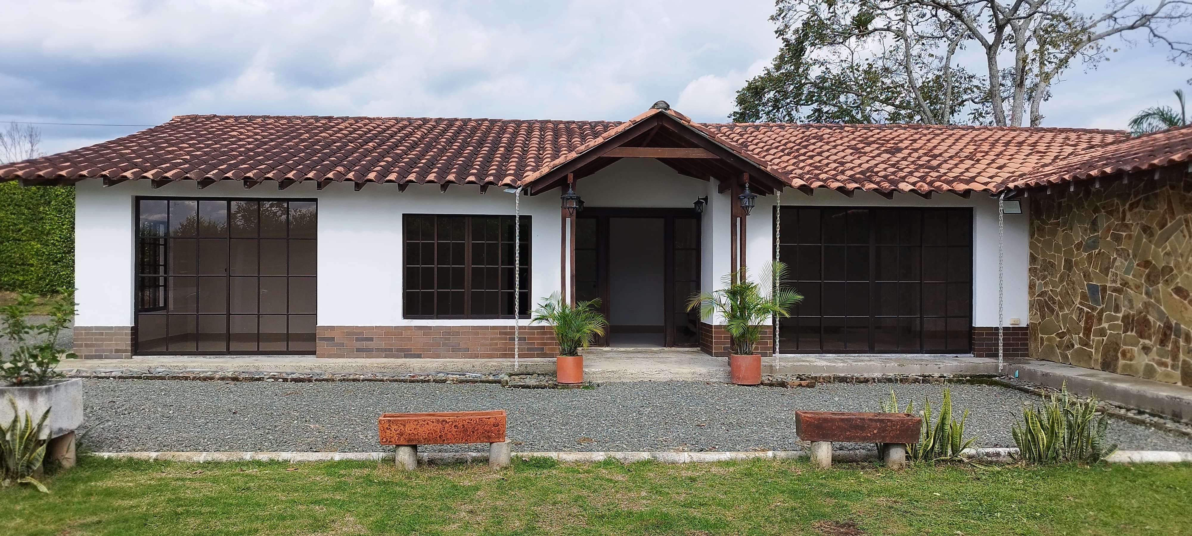 Casa Campestre en arriendo Risaralda Pereira Br San Fernando 3000 m2 Habitaciones 4 Baños 4 Garajes 4 Precio $4100000