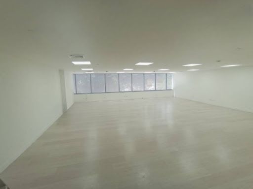 Oficina en arriendo Antioquia Medellín Castropol 104 m2 Habitaciones 0 Baños 1 Garajes 3 Precio $7000000