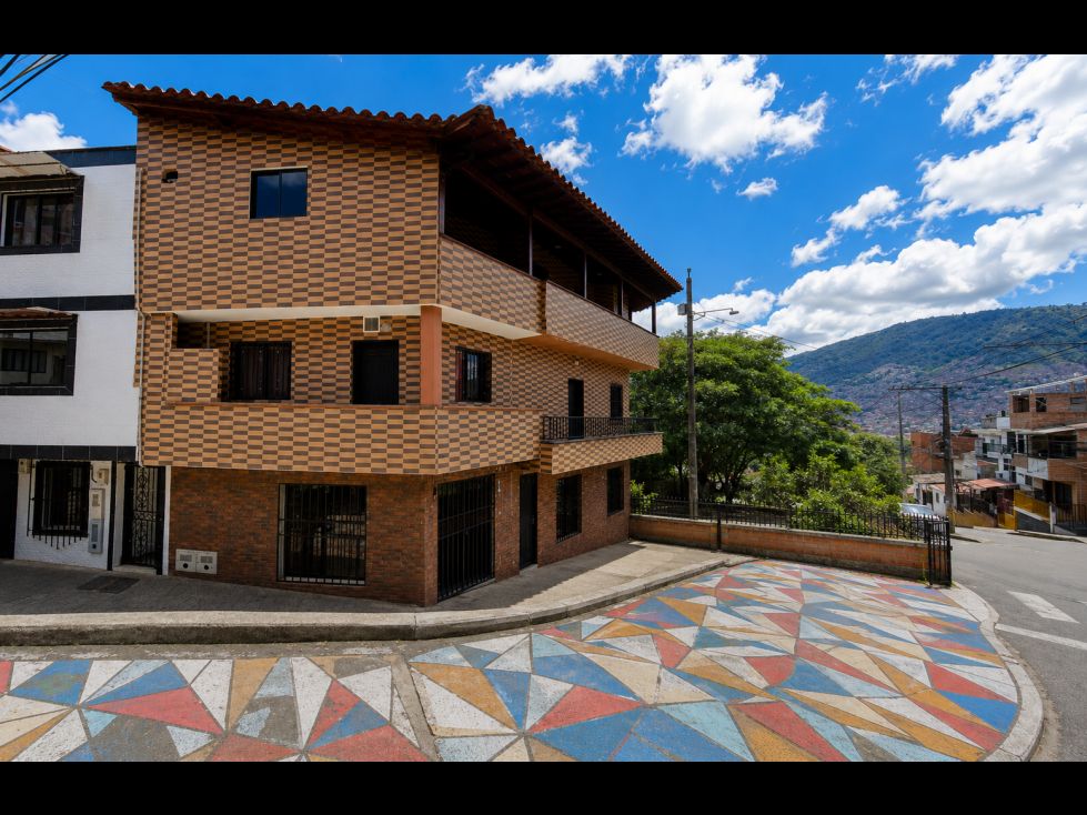 Apartamento en arriendo Antioquia Medellín Berlin 65 m2 Habitaciones 2 Baños 1 Garajes 0 Precio $1200000