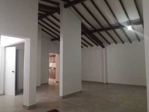 Casa en arriendo Antioquia Medellín Rosales 230 m2 Habitaciones 3 Baños 2 Garajes 1 Precio $5000000