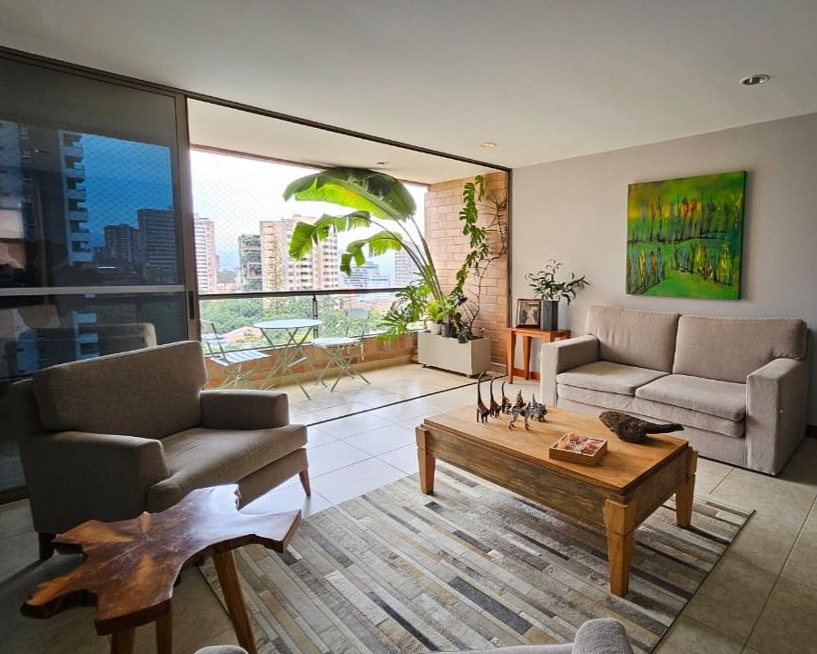 Apartamento en venta Antioquia Medellín Alejandria 130 m2 Habitaciones 2 Baños 3 Garajes 2 Precio $1000000000