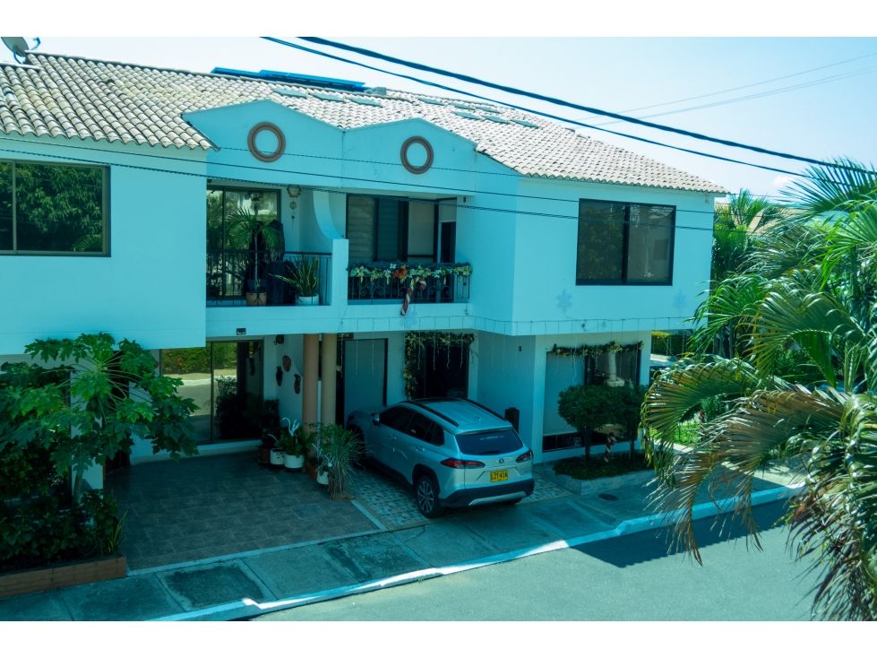 Casa en venta Cundinamarca Girardot Miraflores 160 m2 Habitaciones 4 Baños 4 Garajes 3 Precio $420000000