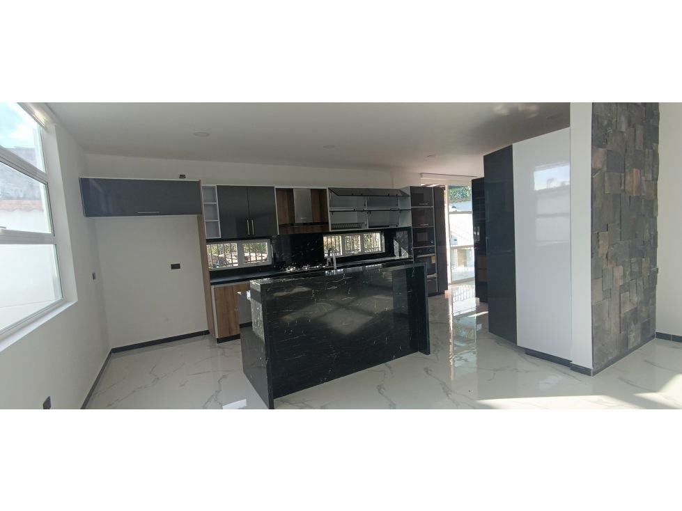 Casa en venta Cundinamarca Fusagasugá Ub El Encanto Et Ii 186 m2 Habitaciones 4 Baños 5 Garajes 3 Precio $1050000000