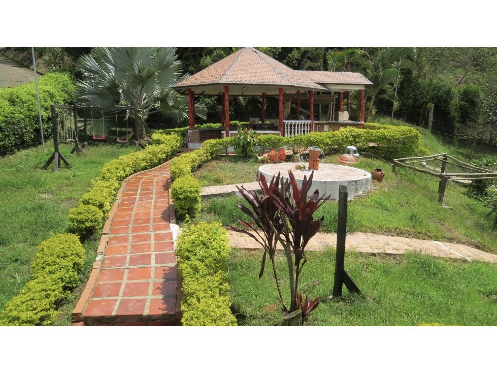 Casa Campestre en venta Cundinamarca Fusagasugá Fusagasuga 1000 m2 Habitaciones 4 Baños 3 Garajes 5 Precio $950000000