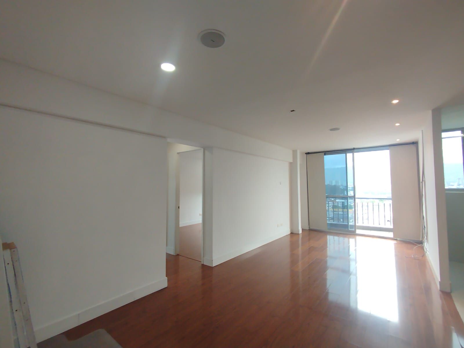 Apartamento en arriendo Risaralda Pereira San Jose Sur 67 m2 Habitaciones 2 Baños 2 Garajes 1 Precio $2500000