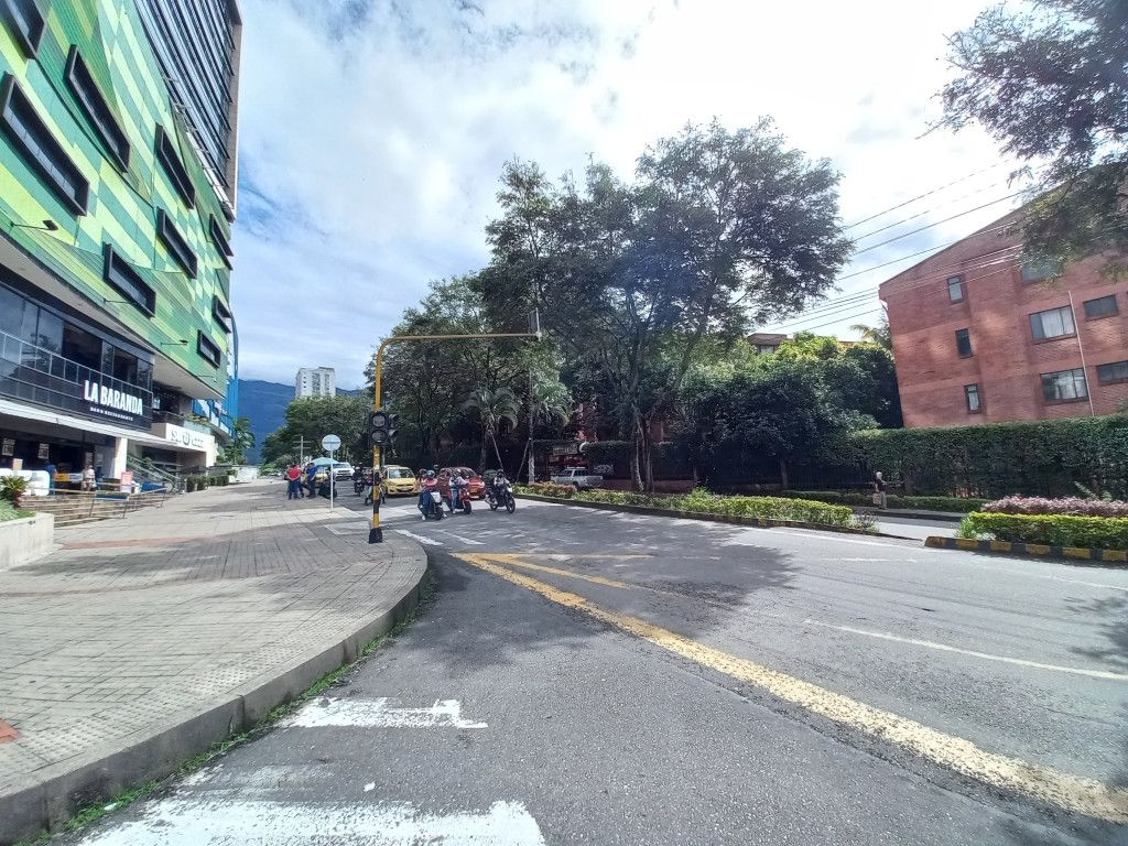 Oficina en arriendo Tolima Ibagué Br Calarca 127 m2 Habitaciones 0 Baños 0 Garajes 0 Precio $11600000