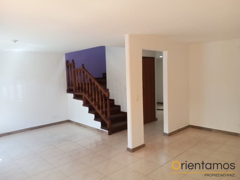 Casa en arriendo Antioquia Rionegro El Porvenir 240 m2 Habitaciones 5 Baños 3 Garajes 1 Precio $3500000