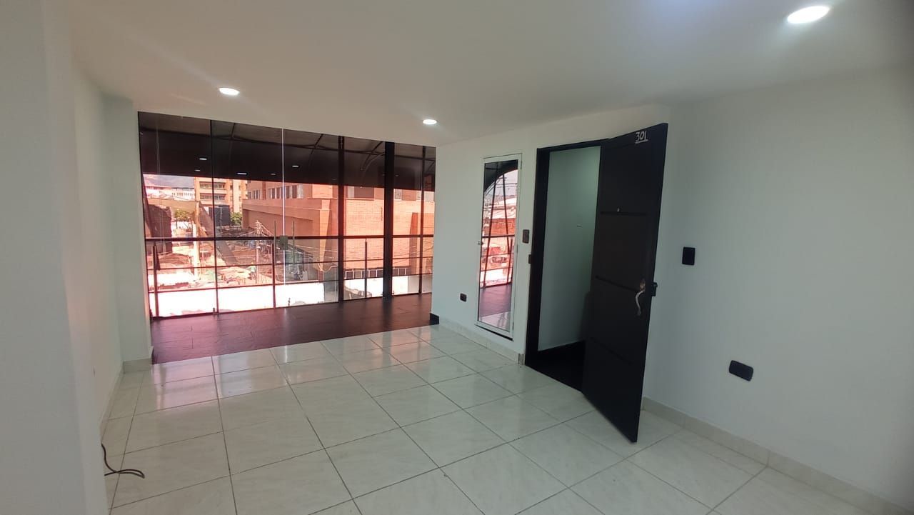 Oficina en arriendo Antioquia Medellín San Diego 35 m2 Habitaciones 0 Baños 1 Garajes 0 Precio $2200000