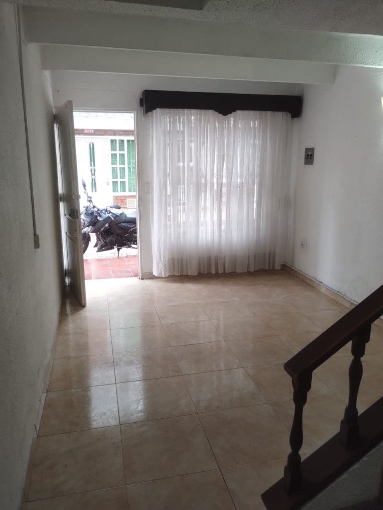 Casa en venta Cundinamarca Bogotá Lombardía 61 m2 Habitaciones 2 Baños 2 Garajes 0 Precio $275000000