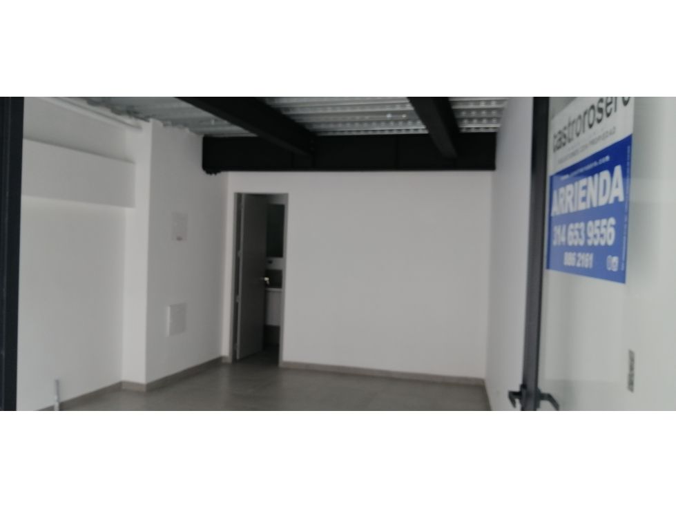 Local en arriendo Caldas Manizales Versalles 24 m2 Habitaciones 0 Baños 1 Garajes 0 Precio $1800000