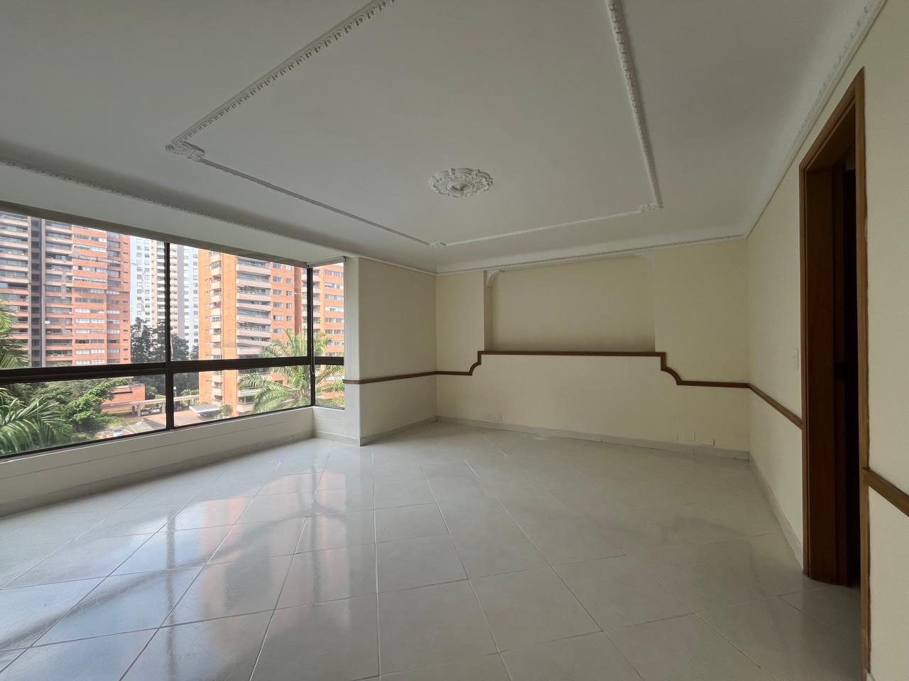Apartamento en venta Antioquia Medellín La Florida 260 m2 Habitaciones 4 Baños 4 Garajes 3 Precio $1700000000