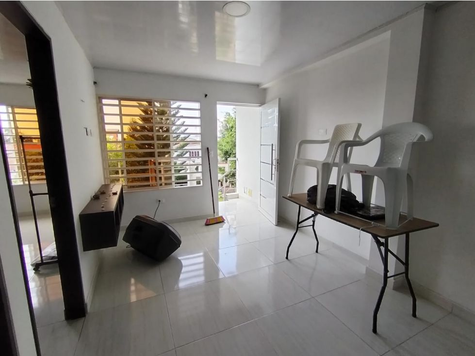 Casa en venta Valle Del Cauca Cali Urbanización La Base planta Y Talleres 82 m2 Habitaciones 2 Baños 1 Garajes 0 Precio $620000000