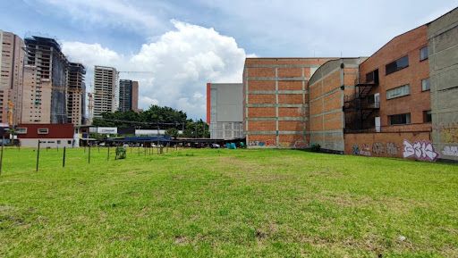 Lote en venta Antioquia Medellín Colombia 1904 m2 Habitaciones 0 Baños 0 Garajes 0 Precio $9500000000