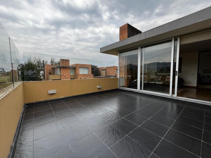 Casa en venta Cundinamarca Chía Chia 454 m2 Habitaciones 5 Baños 6 Garajes 2 Precio $1650000000