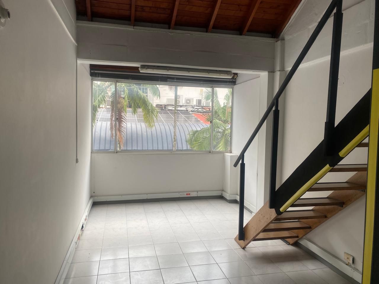 Oficina en arriendo Antioquia Medellín San Diego 40 m2 Habitaciones 0 Baños 1 Garajes 1 Precio $2450000