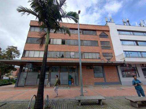 Local en arriendo Cundinamarca Bogotá Santa Barbara Occidental 25 m2 Habitaciones 0 Baños 1 Garajes 0 Precio $2303000