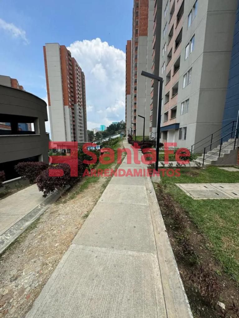 Apartamento en arriendo Antioquia Medellín Pajarito 45 m2 Habitaciones 1 Baños 1 Garajes 0 Precio $4000000