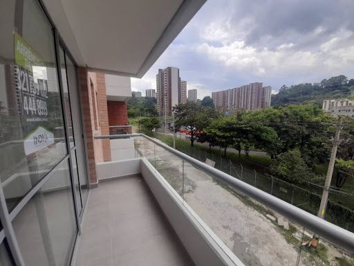 Apartamento en arriendo Antioquia Itagüí Cr Zanetti 77 m2 Habitaciones 3 Baños 2 Garajes 2 Precio $2900000