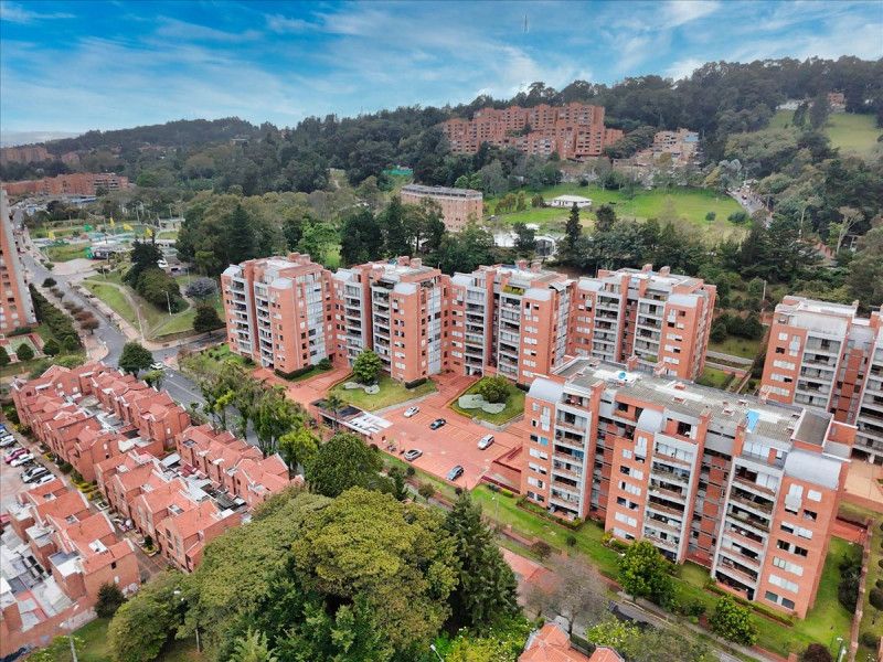 Apartamento en venta Cundinamarca Bogotá Cr Quintas De Santa Maria Et Vi 108 m2 Habitaciones 3 Baños 3 Garajes 2 Precio $699000000