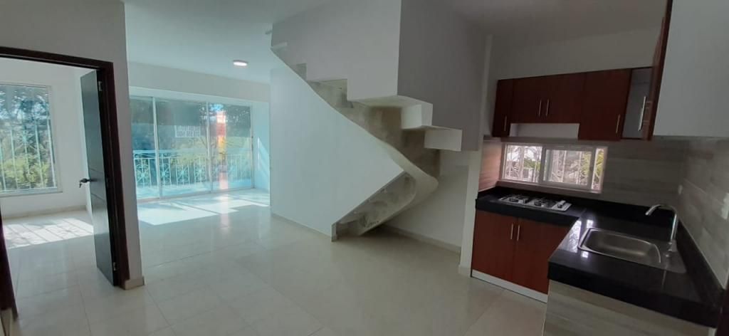 Apartamento en arriendo Valle Del Cauca Cali Ciudad Real 60 m2 Habitaciones 3 Baños 1 Garajes 0 Precio $1200000