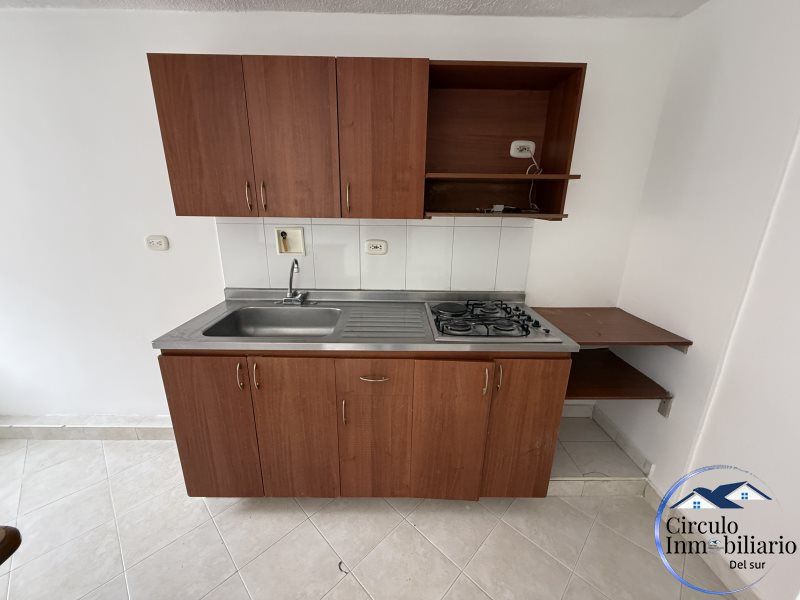 Apartamento en arriendo Antioquia Envigado Obrero 68 m2 Habitaciones 3 Baños 2 Garajes 1 Precio $2500000