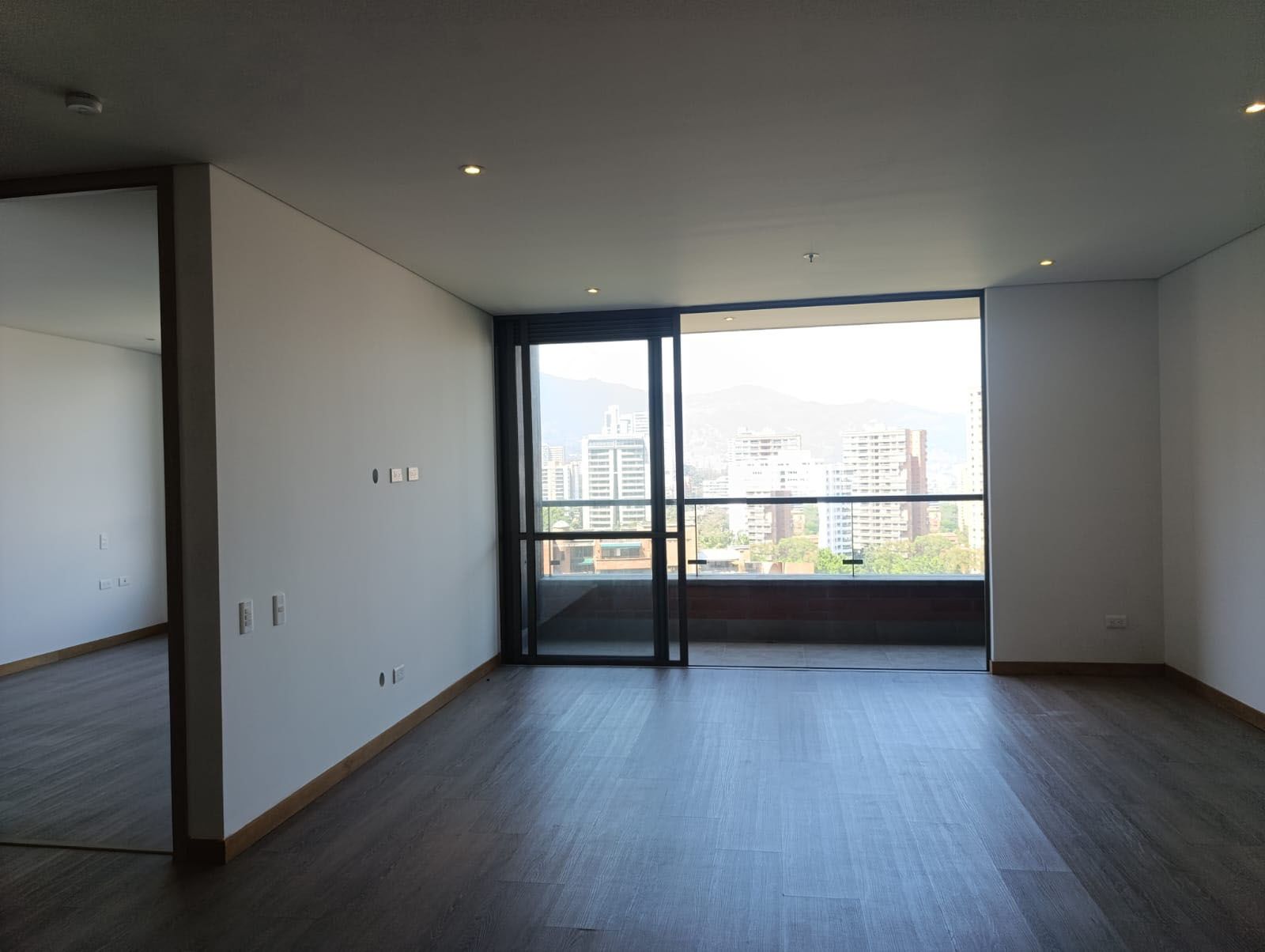 Apartamento en arriendo Antioquia Medellín Los Naranjos 67 m2 Habitaciones 1 Baños 2 Garajes 1 Precio $4500000