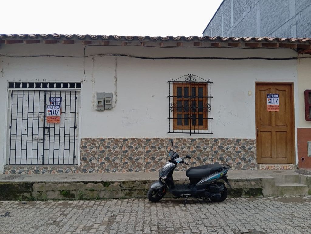 Local en arriendo Antioquia La Ceja Centro 20 m2 Habitaciones 0 Baños 0 Garajes 0 Precio $1500000