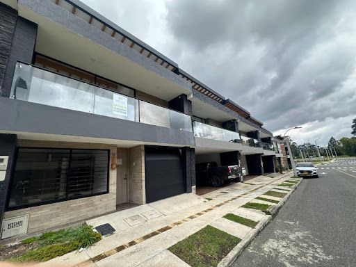 Casa en arriendo Antioquia Rionegro San Antonio 167 m2 Habitaciones 4 Baños 5 Garajes 1 Precio $4200000