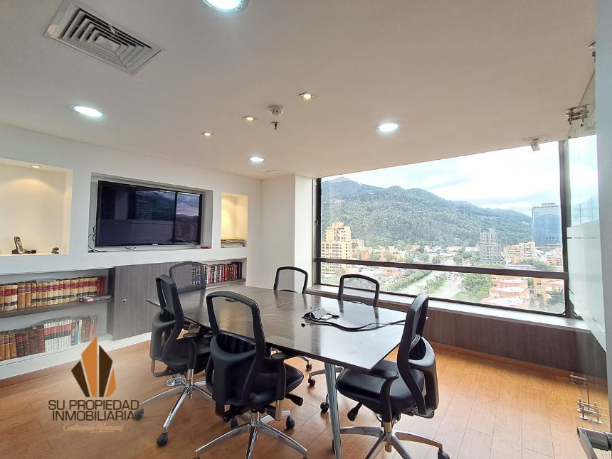 Oficina en arriendo Cundinamarca Bogotá Santa Ana Occidental 120 m2 Habitaciones 0 Baños 1 Garajes 2 Precio $15500000