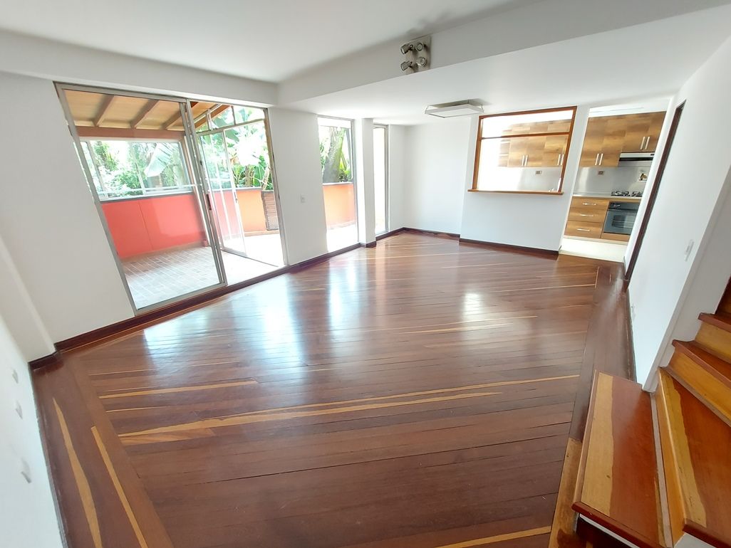 Apartamento en arriendo o venta Antioquia Envigado La Pradera 127 m2 Habitaciones 2 Baños 3 Garajes 1 Precio venta $690000000 Precio arriendo $4100000