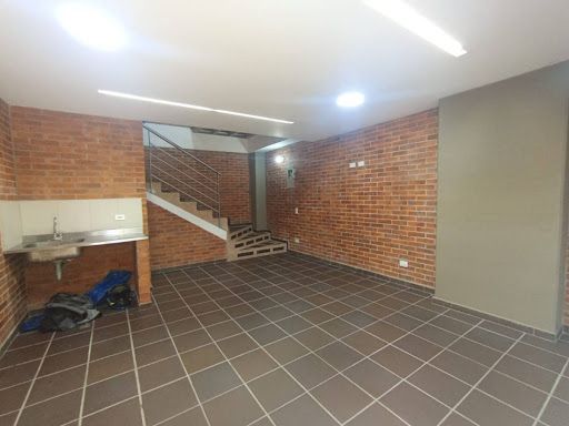 Oficina en arriendo Antioquia Medellín San Diego 50 m2 Habitaciones 0 Baños 1 Garajes 0 Precio $3927000