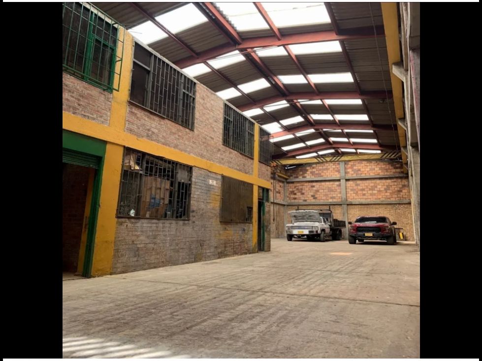 Bodega en venta Cundinamarca Bogotá Ricaurte 300 m2 Habitaciones 0 Baños 4 Garajes 0 Precio $2300000000