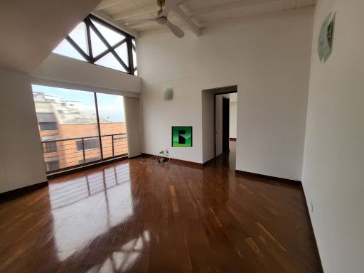 Apartaestudio en arriendo Antioquia Medellín Patio Bonito 70 m2 Habitaciones 1 Baños 2 Garajes 1 Precio $3600000