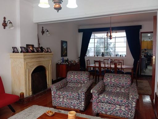 Casa en venta Cundinamarca Bogotá La Salle 340 m2 Habitaciones 6 Baños 5 Garajes 1 Precio $2000000000