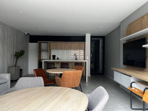 Apartamento en venta Antioquia Envigado La Inmaculada 128 m2 Habitaciones 3 Baños 4 Garajes 2 Precio $1250000000